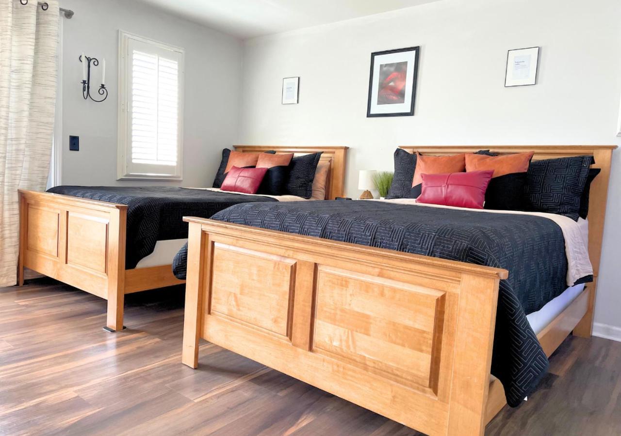 Getaway Villa- 3 Mins To Mohegan- Fully Stocked With Two Full Beds & Fireplace- Jacuzzi, Saltwater Pools, Sauna Norwich Exteriér fotografie